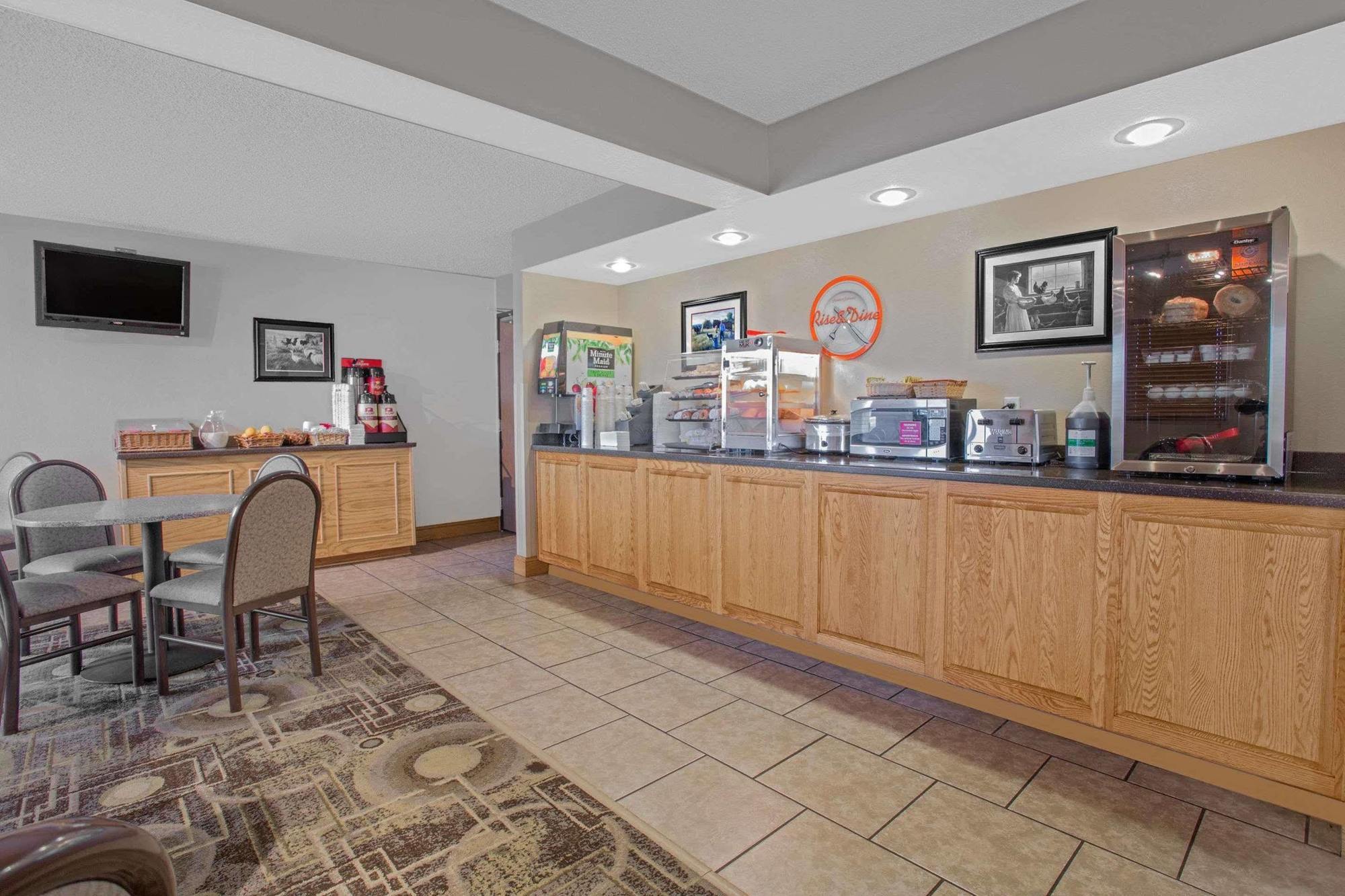 North Platte Inn And Suites Esterno foto