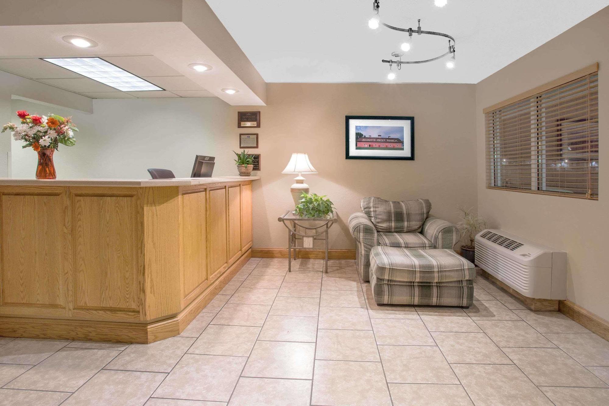 North Platte Inn And Suites Esterno foto